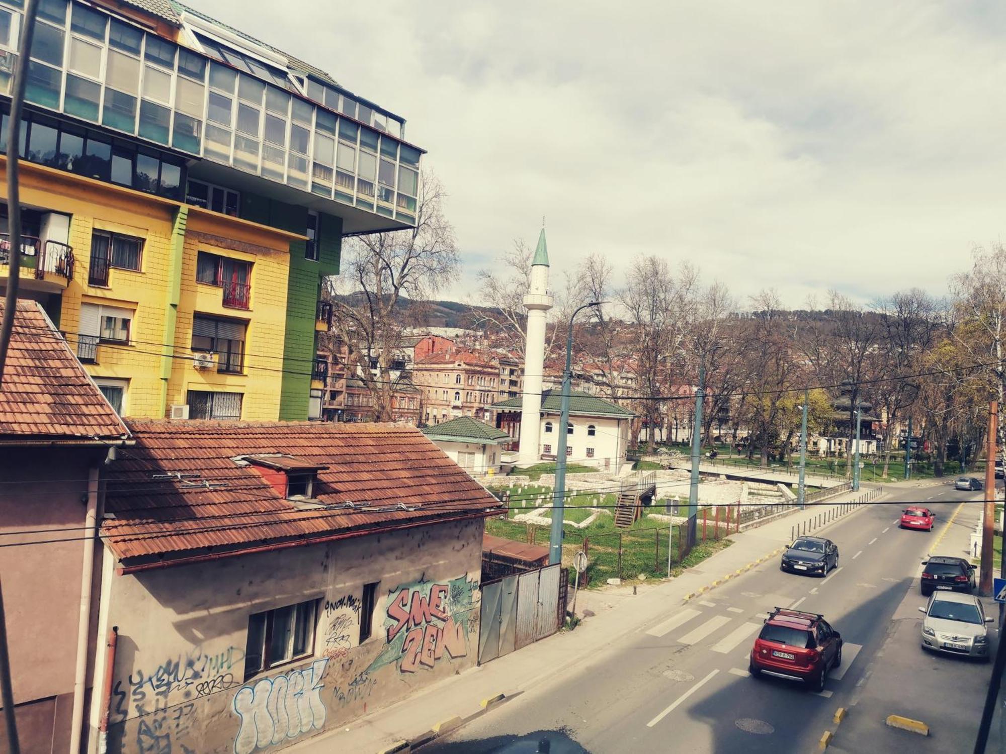 Kizz Apartment Сараево Екстериор снимка